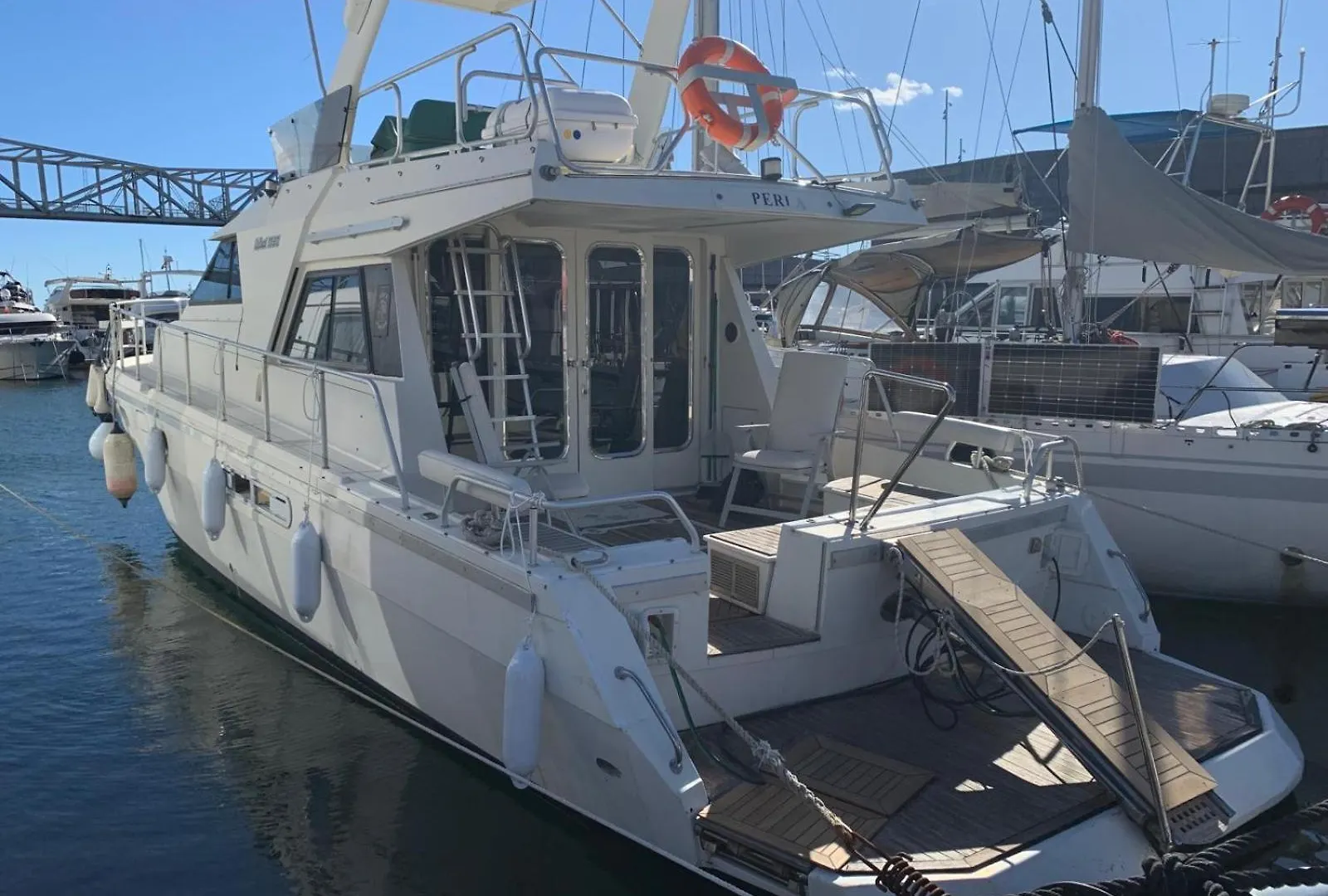Barco Barcelona Hotel Botel